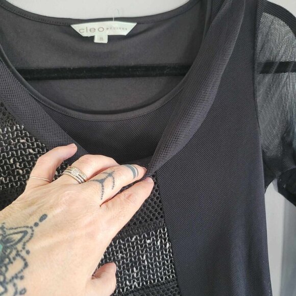 Cleo Petites Black and white mesh evening dress. Like new condition - Picture 5 of 12